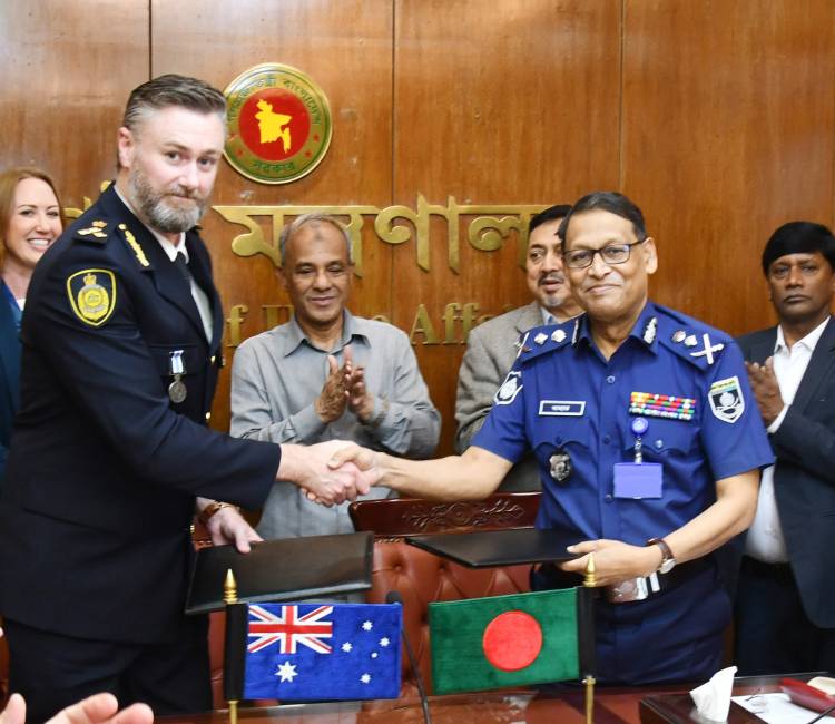 বাংলাদেশ ও অস্ট্রেলিয়ার মধ্যে স্বাক্ষরিত এসওপি মানবপাচার প্রতিরোধে একটি মাইলফলক  - স্বরাষ্ট্র উপদেষ্টা