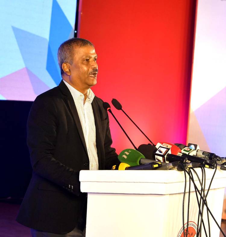 মানুষ বিরক্ত ও নিরূপায় হয়ে চিকিৎসা নিতে বিদেশ যায় - আসিফ নজরুল