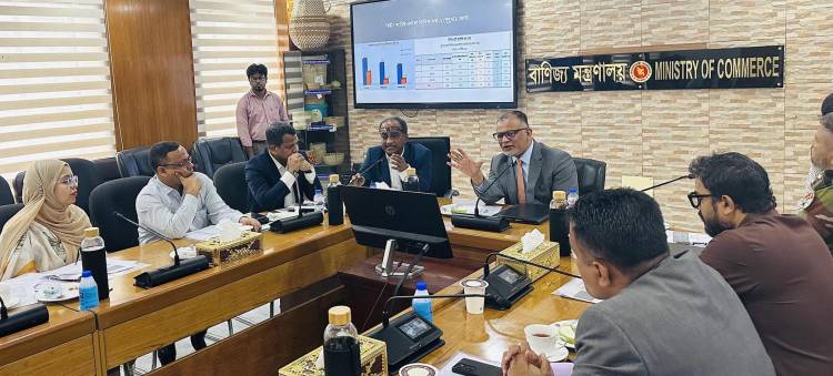 নভেম্বর থেকে টিসিবির তালিকায় যোগ হবে আরো পাঁচ পণ্য  - বাণিজ্য উপদেষ্টা