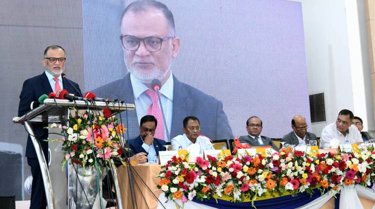 আসবাবপত্র শিল্পের বিকাশ এবং রপ্তানি বাজার সম্প্রসারণে উদ্যোগ নিয়েছে সরকার - বাণিজ্য উপদেষ্টা