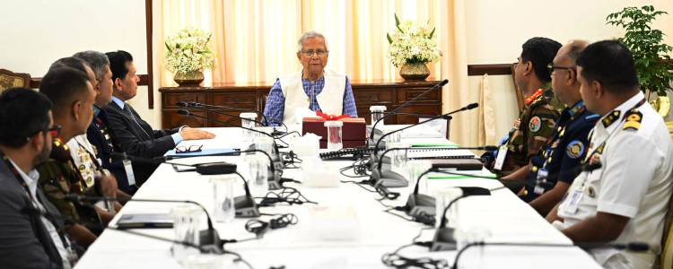 মাইলস্টোন দুর্ঘটনার তদন্ত প্রতিবেদন প্রধান উপদেষ্টার কাছে জমা