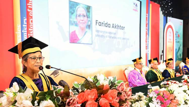 তরুণদের ওপর ডিগ্রি অর্জনের চেয়ে সমাজ পরিবর্তনের দায়িত্ব বেশি : মৎস্য উপদেষ্টা