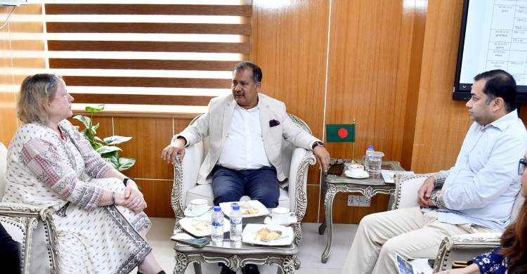 নতুন যুগের চ্যালেঞ্জ মোকাবিলায় রোডম্যাপ তৈরিতে ইউনেস্কোর সহায়তা কামনা তথ্যমন্ত্রীর