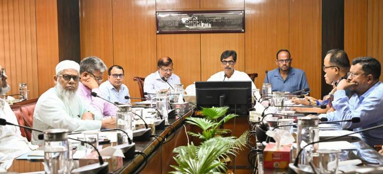 আগামী ৮ থেকে ২৯ অক্টোবর পর্যন্ত ২২ দিন সারাদেশে ইলিশ আহরণ নিষিদ্ধ
