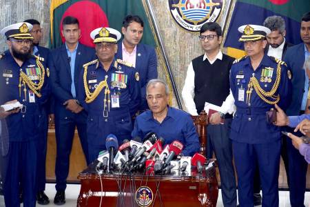 বিশৃঙ্খলা সৃষ্টিকারীদের নিয়ন্ত্রণ করা হচ্ছে  -স্বরাষ্ট্র উপদেষ্টা