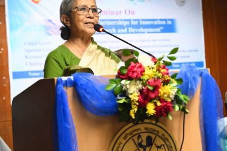 গোখাদ্য বাণিজ্যিক কোম্পানির মুনাফার জায়গা হতে পারে না - মৎস্য ও প্রাণিসম্পদ উপদেষ্টা