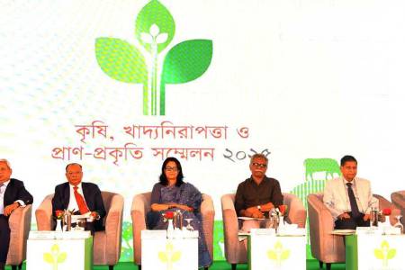 কৃষি, প্রাণ-প্রকৃতি ও খাদ্য নিরাপত্তার সমন্বয়ে টেকসই উন্নয়ন সম্ভব  — পরিবেশ উপদেষ্টা  