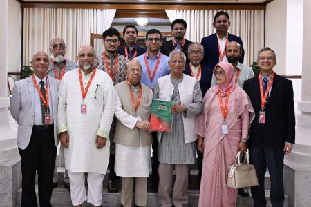 স্বাস্থ্য বিষয়ক সংস্কার কমিশনের সুপারিশ দ্রুত বাস্তবায়নের নির্দেশ প্রধান উপদেষ্টার