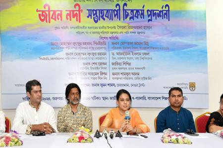 ঢাকার চারপাশের চারটি নদী দখল ও দূষণমুক্তকরণের কর্মপরিকল্পনা গ্রহণ করা হচ্ছে  -পানি সম্পদ উপদেষ্টা