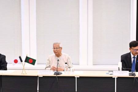 জাপানের বিভিন্ন কোম্পানিকে বাংলাদেশে বিনিয়োগের আহ্বান প্রধান উপদেষ্টার