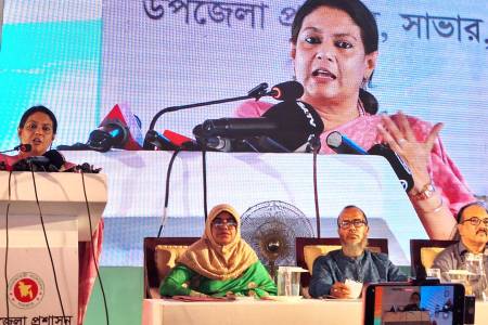 টেকসই উন্নয়নে জনগণকে নিয়মিত গাছ লাগানোর আহ্বান পরিবেশ উপদেষ্টার