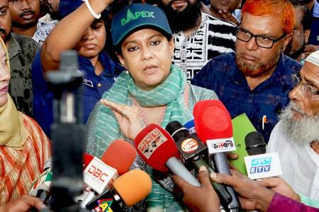 তিস্তার ভাঙন রোধে অগ্রাধিকার ভিত্তিতে কাজ করছে সরকার -পরিবেশ উপদেষ্টা