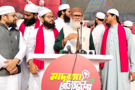 মুক্তি সংগ্রামের ইতিহাসে এদেশের মাদ্রাসার শিক্ষার্থীদের ভূমিকা স্বর্ণাক্ষরে লেখা থাকবে -ধর্ম উপদেষ্টা