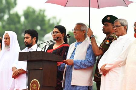 জুলাই ঘোষণাপত্র পাঠ করলেন প্রধান উপদেষ্টা