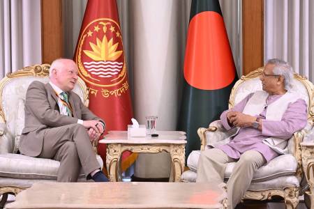 প্রধান উপদেষ্টার সঙ্গে জার্মানির নবনিযুক্ত রাষ্ট্রদূতের সাক্ষাৎ