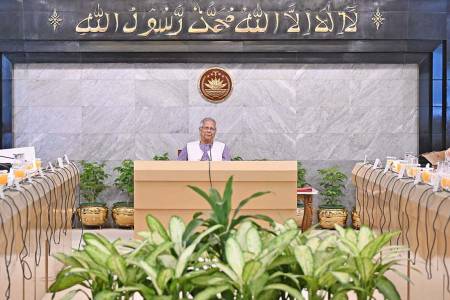 উপদেষ্টা পরিষদের বিশেষ সভায় খালেদা জিয়ার দ্রুত আরোগ্য কামনায় দোয়া ও মোনাজাত