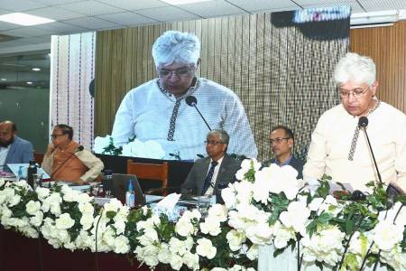 ক্ষুদ্র উদ্যোক্তাদের বড় চ্যালেঞ্জ হলো ঋণ প্রাপ্তি - শিল্প উপদেষ্টা