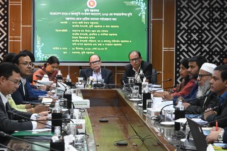 পটুয়াখালী জেলার ৪৪টি জলমহাল ইজারাযোগ্য নয় -ভূমি উপদেষ্টা