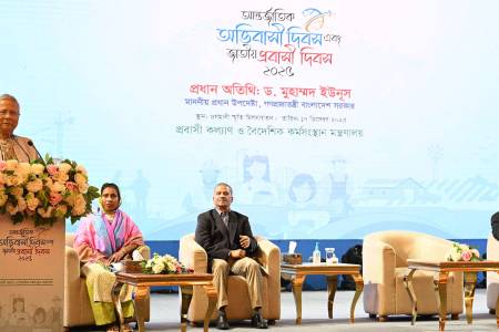 বিদেশে কর্মী পাঠাতে দালাল ও প্রতারণামুক্ত ব্যবস্থা গড়ার ওপর গুরুত্বারোপ প্রধান উপদেষ্টার