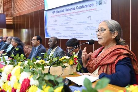 ফুড সেফটি নিশ্চিত না হলে মাছের উৎপাদন বাড়ানো অর্থহীন -মৎস্য ও প্রাণিসম্পদ উপদেষ্টা