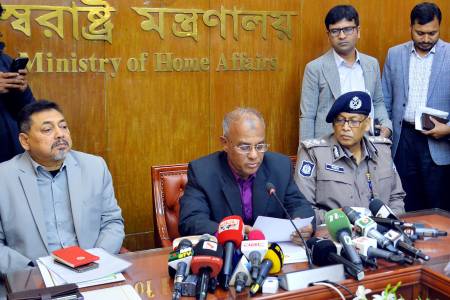 অন্তর্বর্তী সরকারের মেয়াদেই হাদি হত্যার বিচার সম্পন্ন করা হবে : স্বরাষ্ট্র উপদেষ্টা