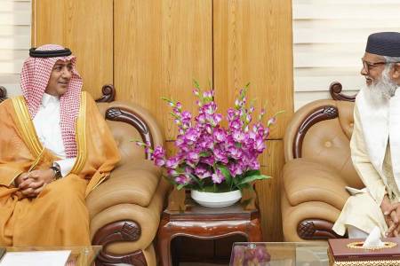 রোডম্যাপ অনুসারে হজের সকল কার্যক্রম এগিয়ে যাচ্ছে  - ধর্ম উপদেষ্টা