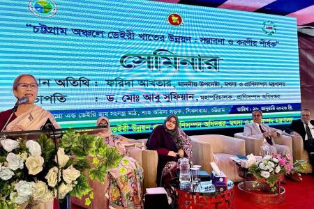 রেড চিটাগাং ক্যাটল জাত সংরক্ষণে জোর দিলেন প্রাণিসম্পদ উপদেষ্টা