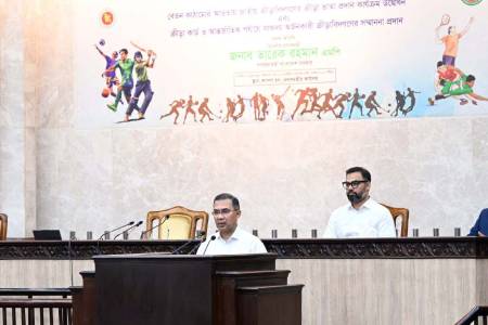  খেলোয়াড়দের প্রতি আহ্বান প্রধানমন্ত্রীর কোনো রাজনৈতিক দলের সদস্য হবেন না