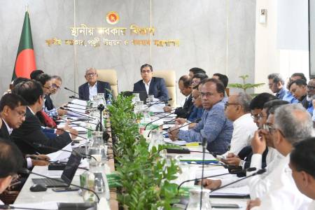 টেকসই ও কার্যকর প্রকল্প বাস্তবায়নে দৃষ্টিভঙ্গি পরিবর্তনের আহ্বান স্থানীয় সরকার মন্ত্রীর