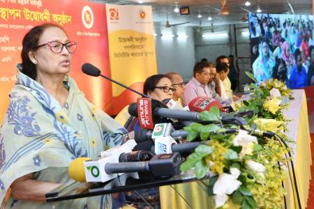  নারীর নিরাপত্তা নিশ্চিত করতে গণপরিবহনে সিসি ক্যামেরা স্থাপন করা হবে-মহিলা ও শিশু বিষয়ক প্রতিমন্ত্রী