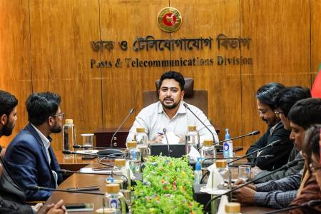 বর্তমান সময়ে সাংবাদিকদের ভূমিকা অনেক বেশি গুরুত্বপূর্ণ  - তথ্য ও সম্প্রচার উপদেষ্টা