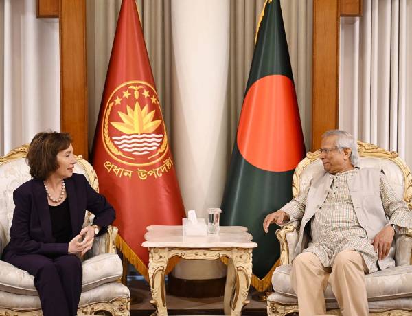 আসন্ন নির্বাচন আয়োজনে ‘আমরা পুরোপুরি প্রস্তুত’ : প্রধান উপদেষ্টা